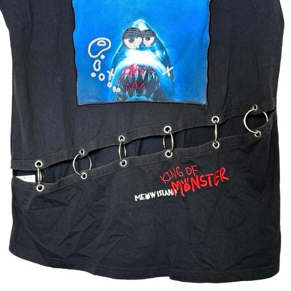 A02 Toby Black Jumbo King of Monsters Embellished Graphic T-Shirt Size Small - Picture 4 of 7